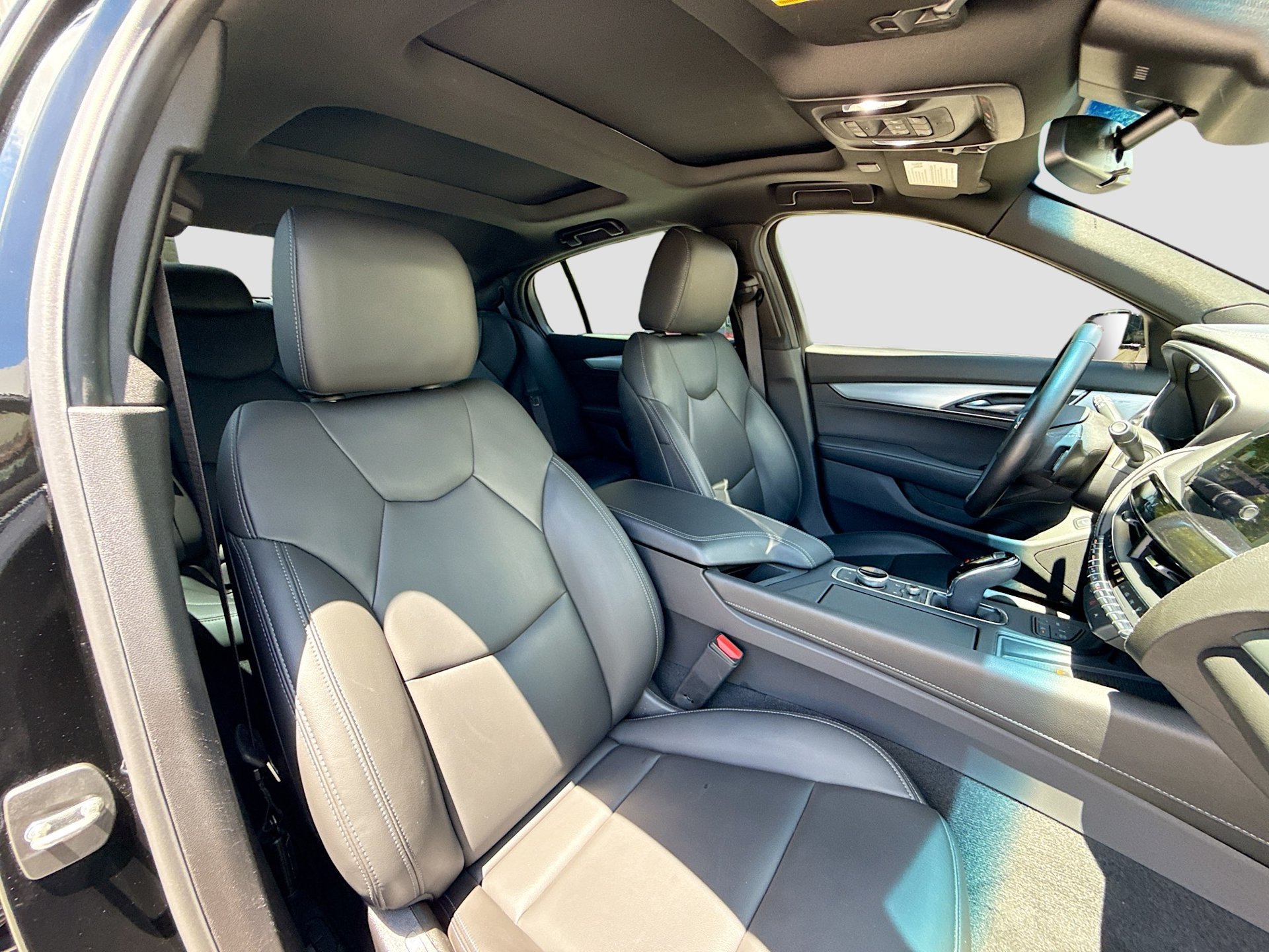 Certified 2024 Cadillac CT5 Luxury w/ Sun And Sound Package RWD image 12