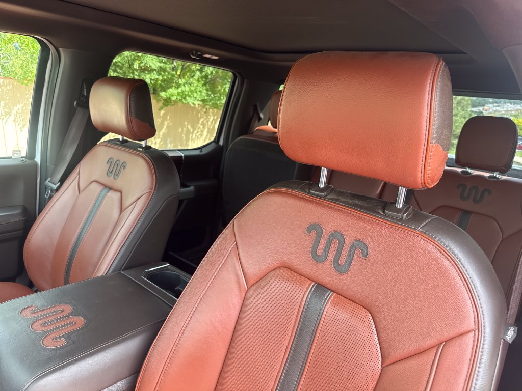 Used 2019 Ford F350 King Ranch w/ King Ranch Ultimate Package AWD/4WD image 12