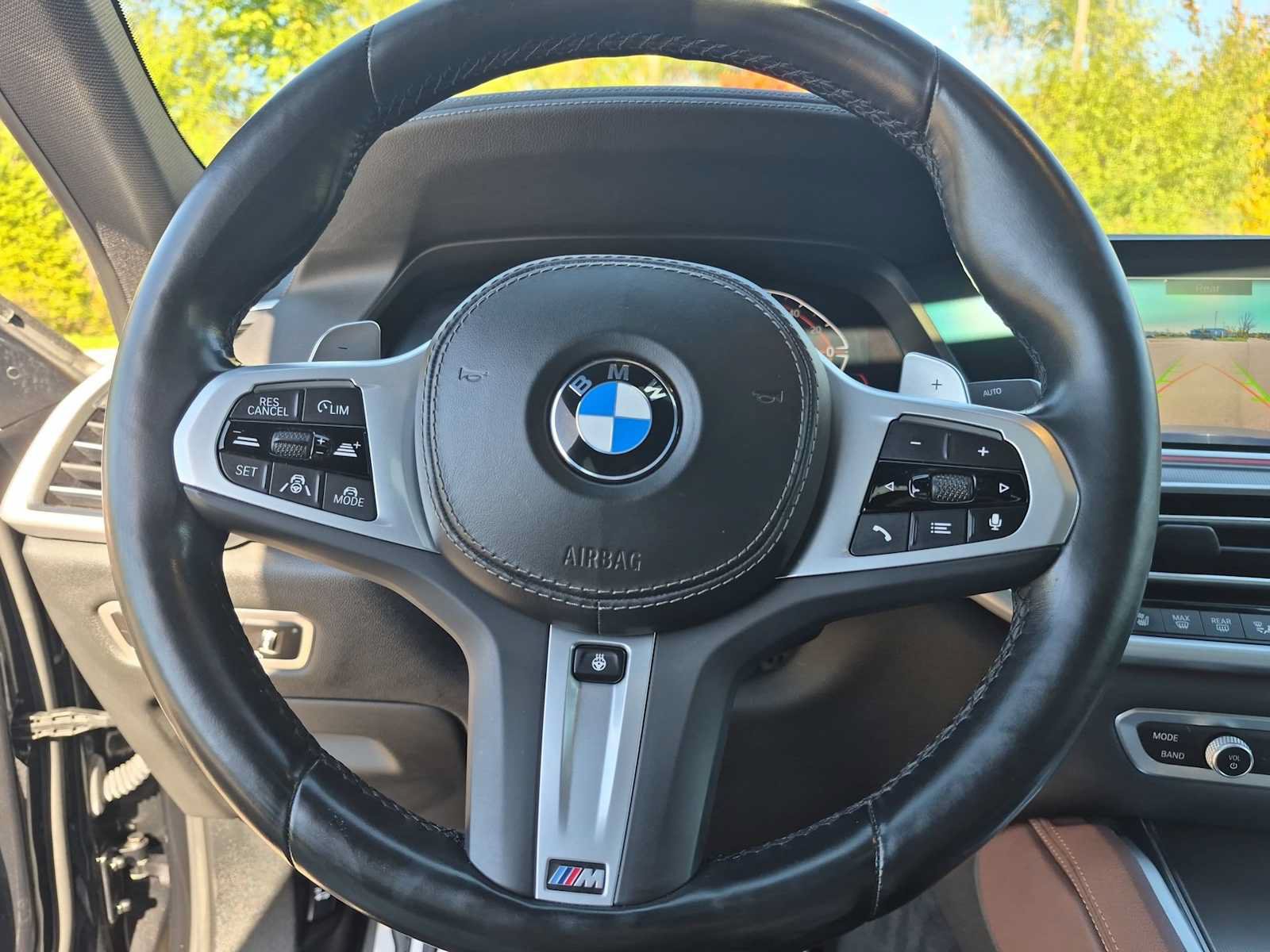Used 2022 BMW X6 xDrive40i w/ M Sport Package AWD/4WD image 24