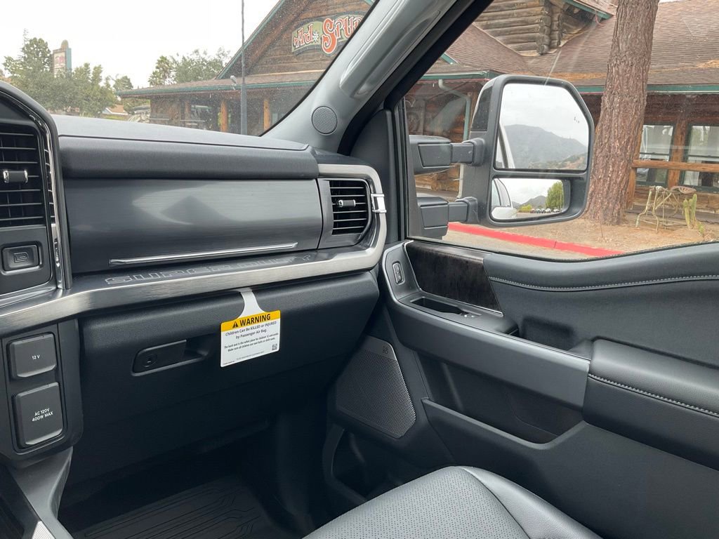 Certified 2025 Ford F350 Lariat w/ Black Appearance Package image 61