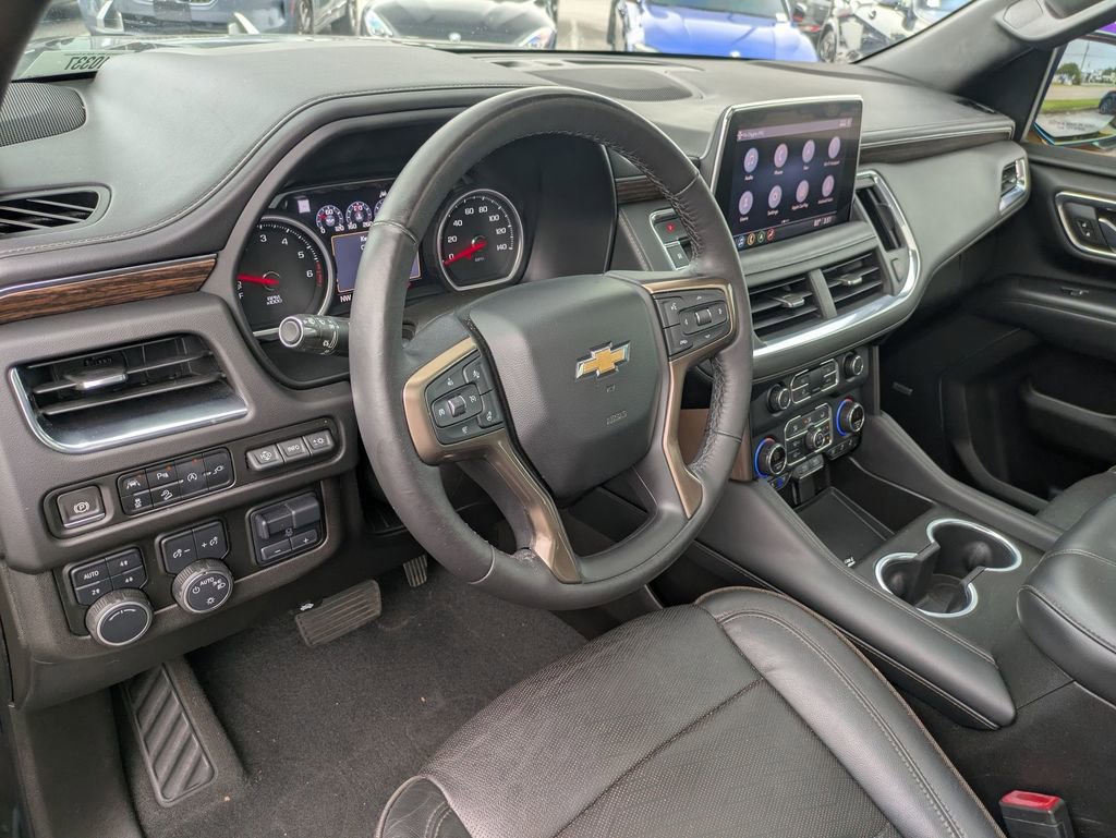 Used 2021 Chevrolet Tahoe High Country w/ Premium Package AWD/4WD image 31