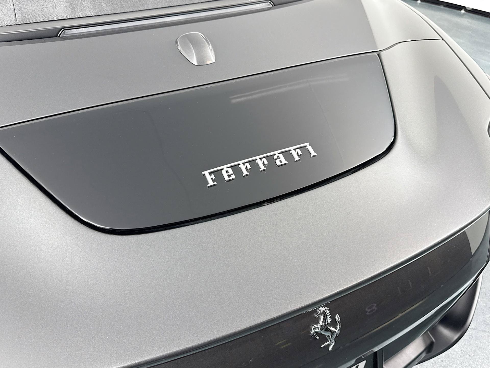Used 2025 Ferrari Roma Spider RWD image 59