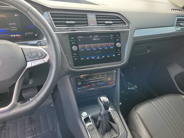 Certified 2024 Volkswagen Tiguan SE AWD/4WD image 25