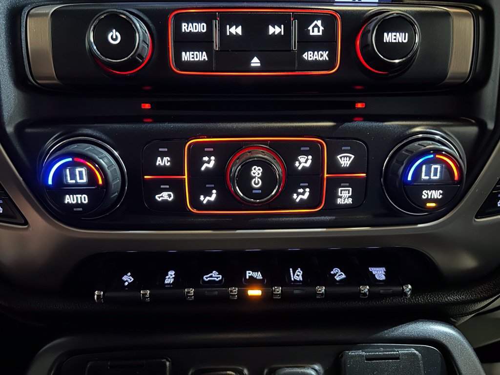 Used 2015 GMC Sierra 2500 Denali AWD/4WD image 31