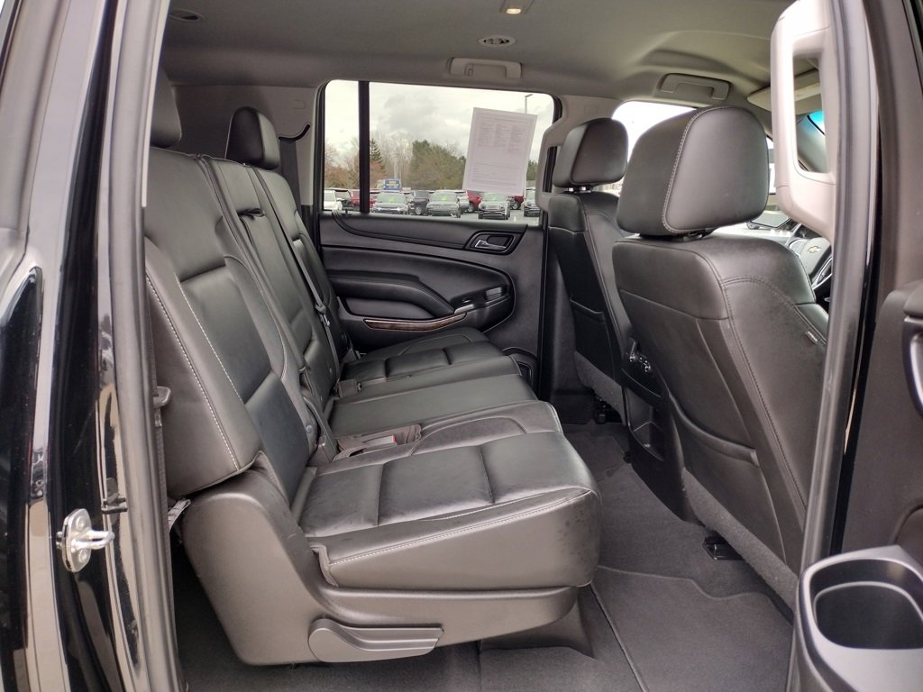 Used 2019 Chevrolet Suburban LT image 10
