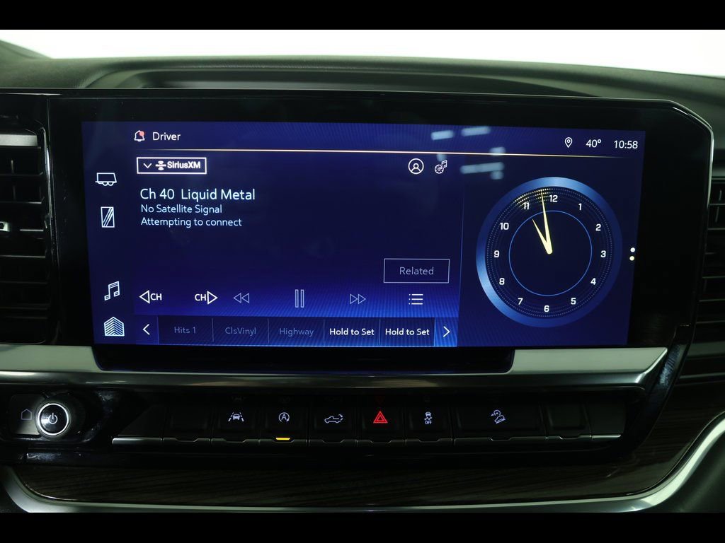 Used 2022 Chevrolet Silverado 1500 LT w/ Z71 Off-Road Package image 28