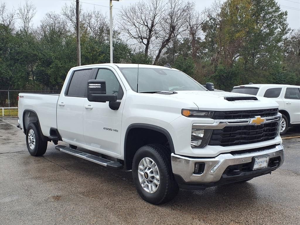 Used 2025 Chevrolet Silverado 2500 LT w/ Safety Package image 20