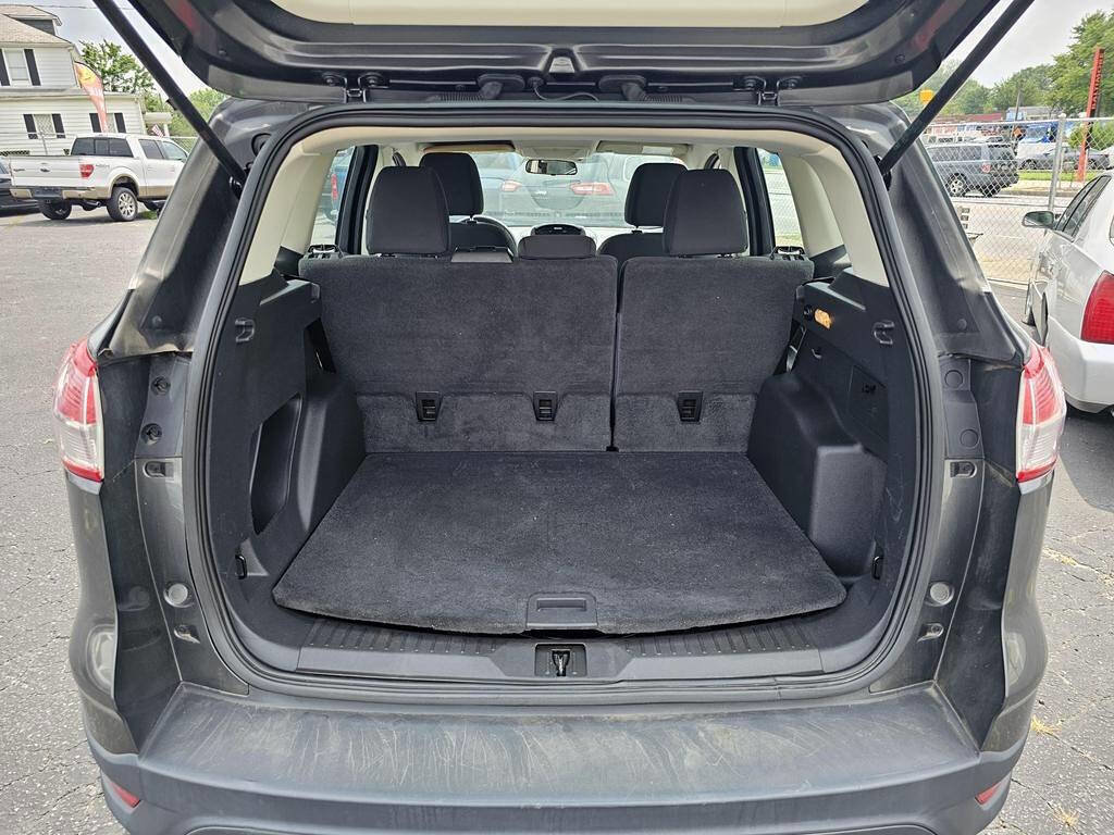 Used 2016 Ford Escape S image 9