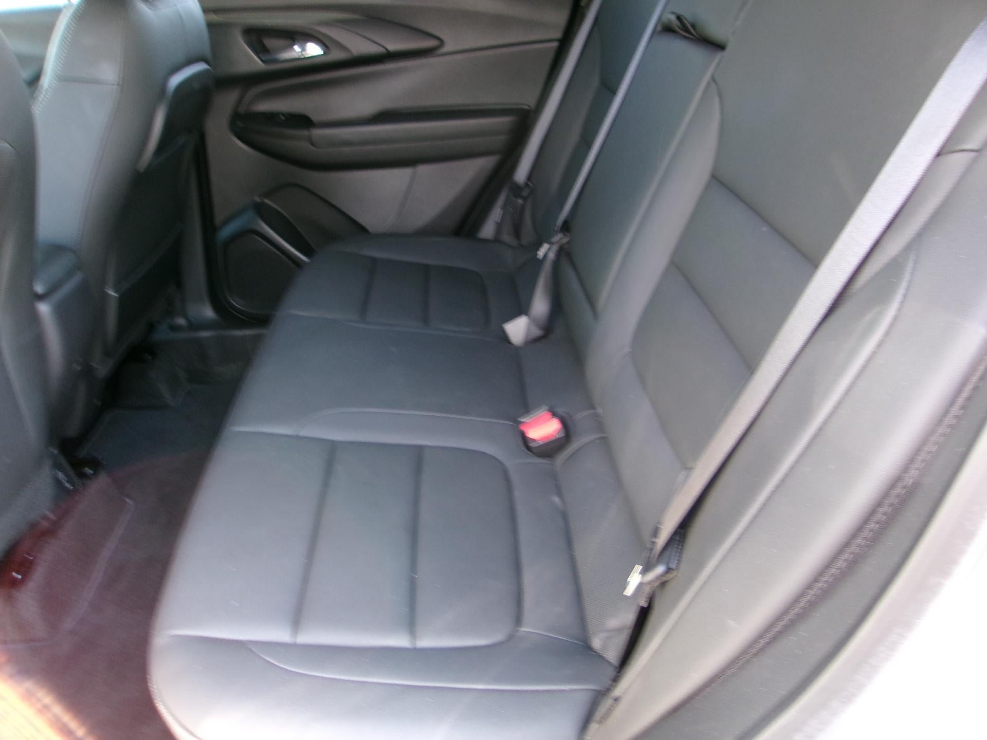 Used 2023 Chevrolet TrailBlazer ACTIV w/ Sun and Liftgate Package FWD image 11
