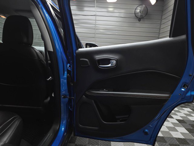 Used 2019 Jeep Compass Latitude w/ Popular Equipment Group AWD/4WD image 36