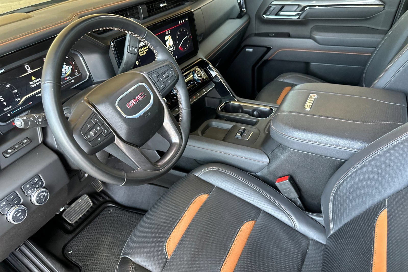 Certified 2025 GMC Sierra 2500 AT4 w/ AT4 Premium Plus Package AWD/4WD image 10