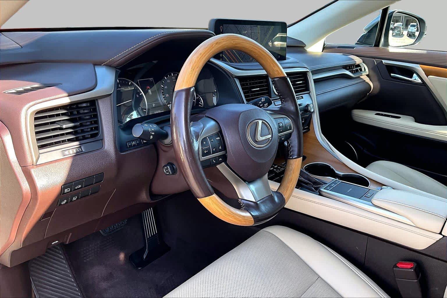 Used 2020 Lexus RX 350 FWD w/ Premium Package image 16