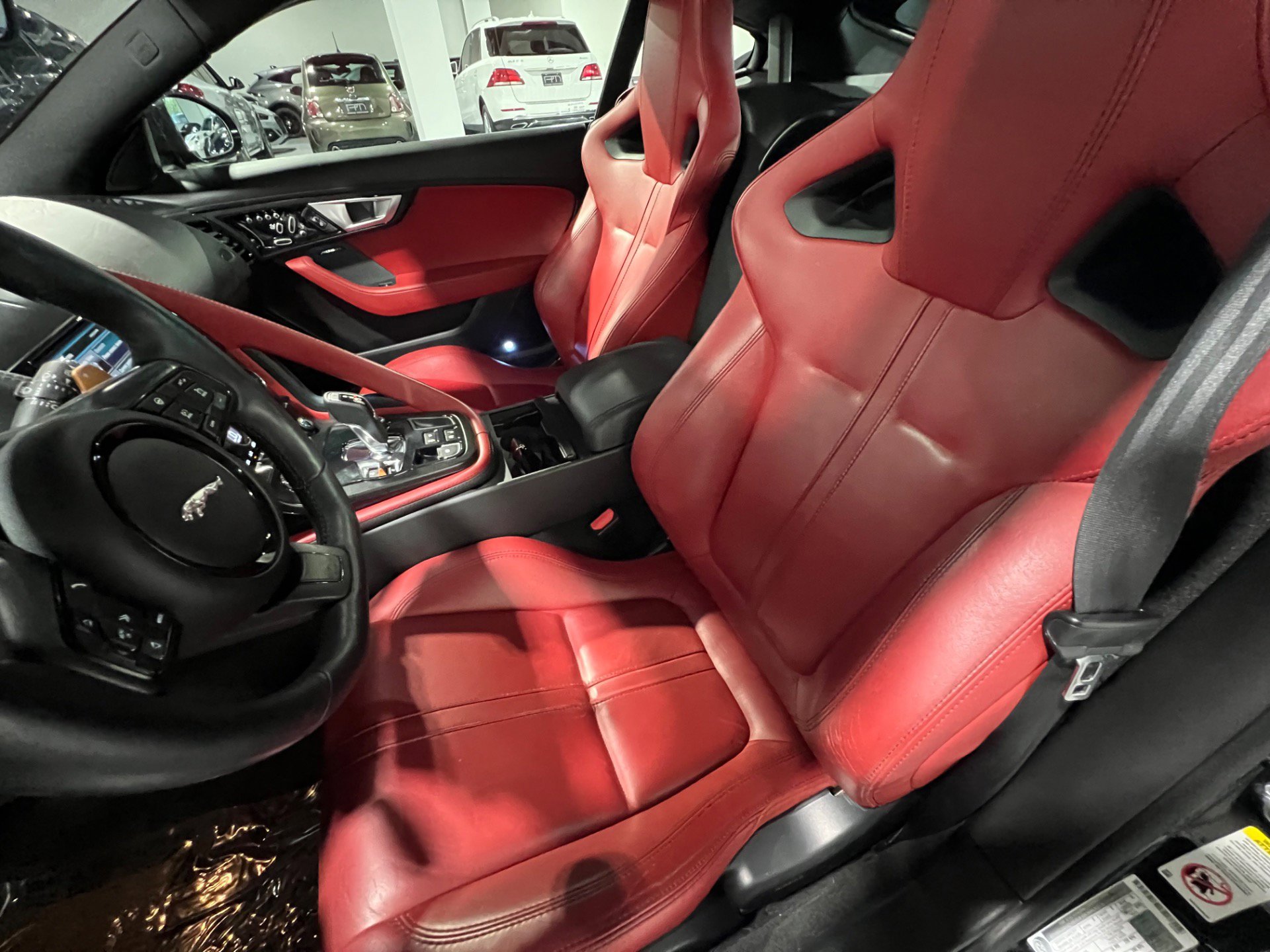 Used 2015 Jaguar F-TYPE S image 19