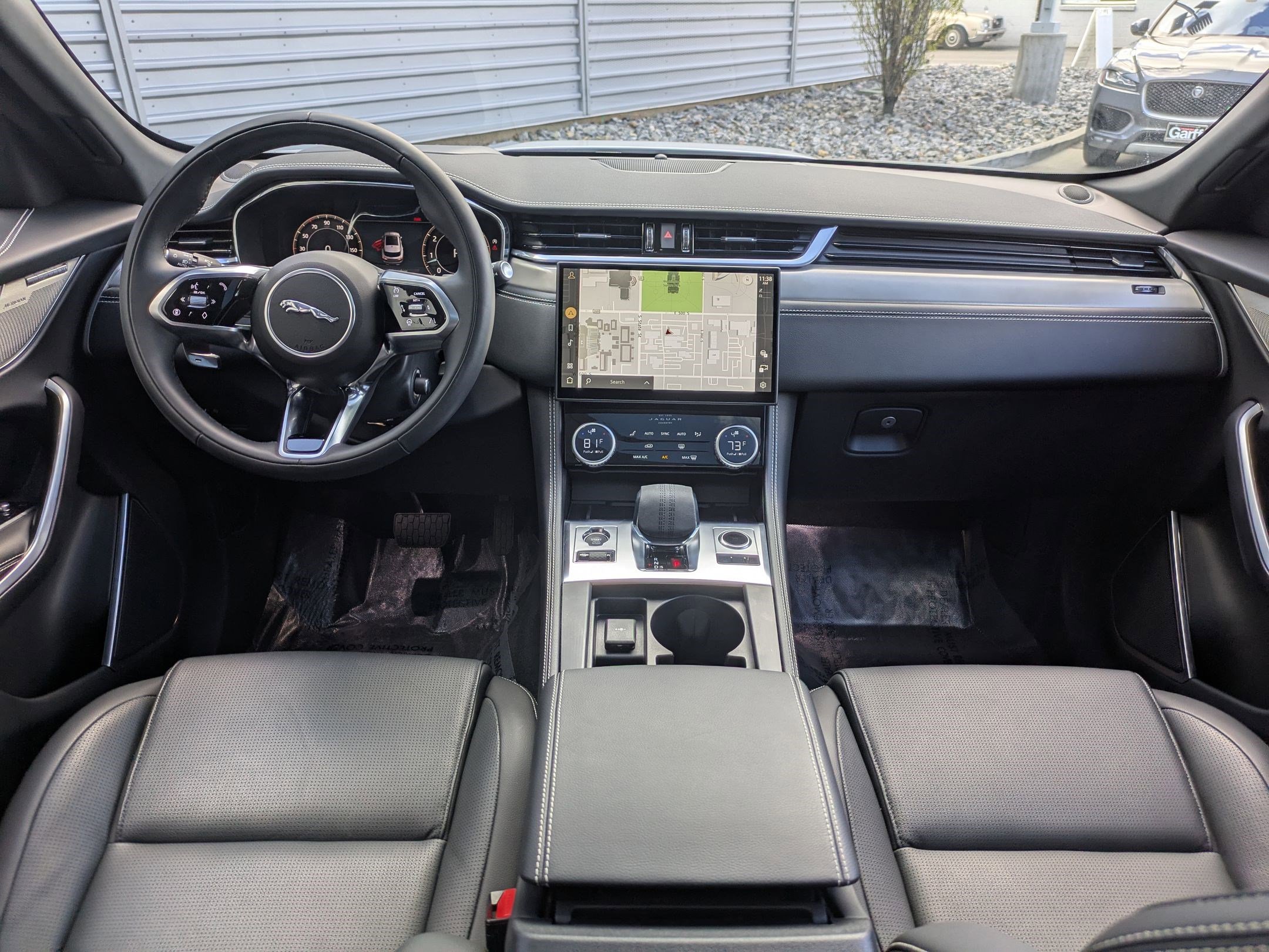 Used 2026 Jaguar F-PACE R-Dynamic S AWD/4WD image 28