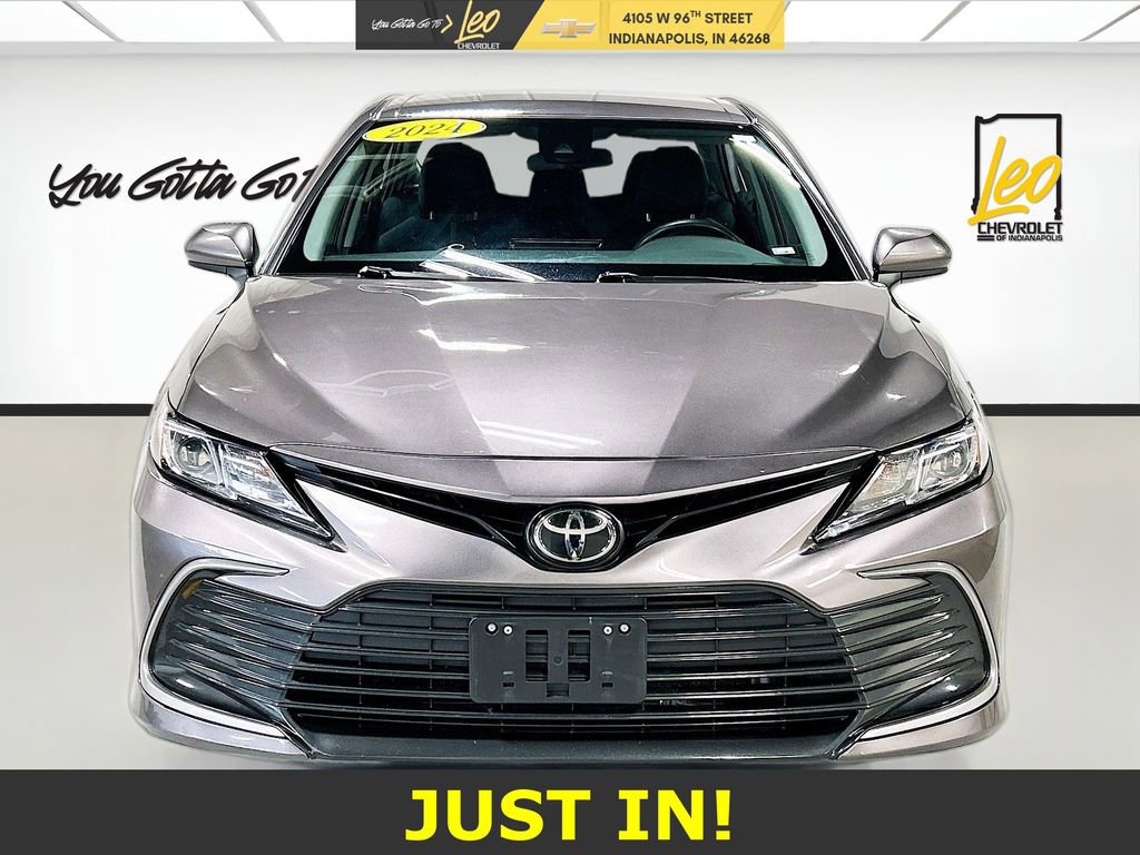 Used 2024 Toyota Camry LE image 2