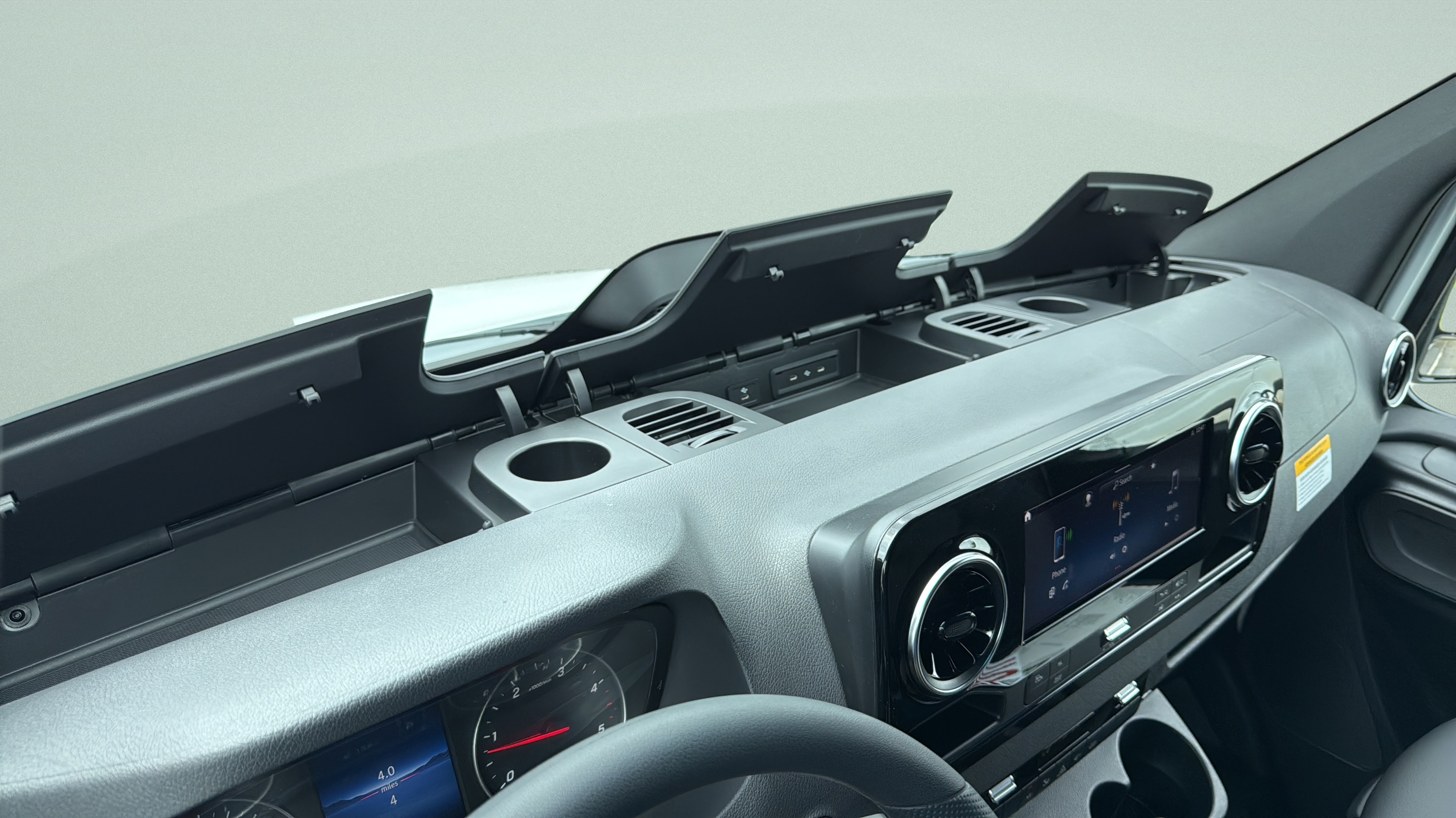 New 2026 Mercedes-Benz Sprinter 2500 image 33