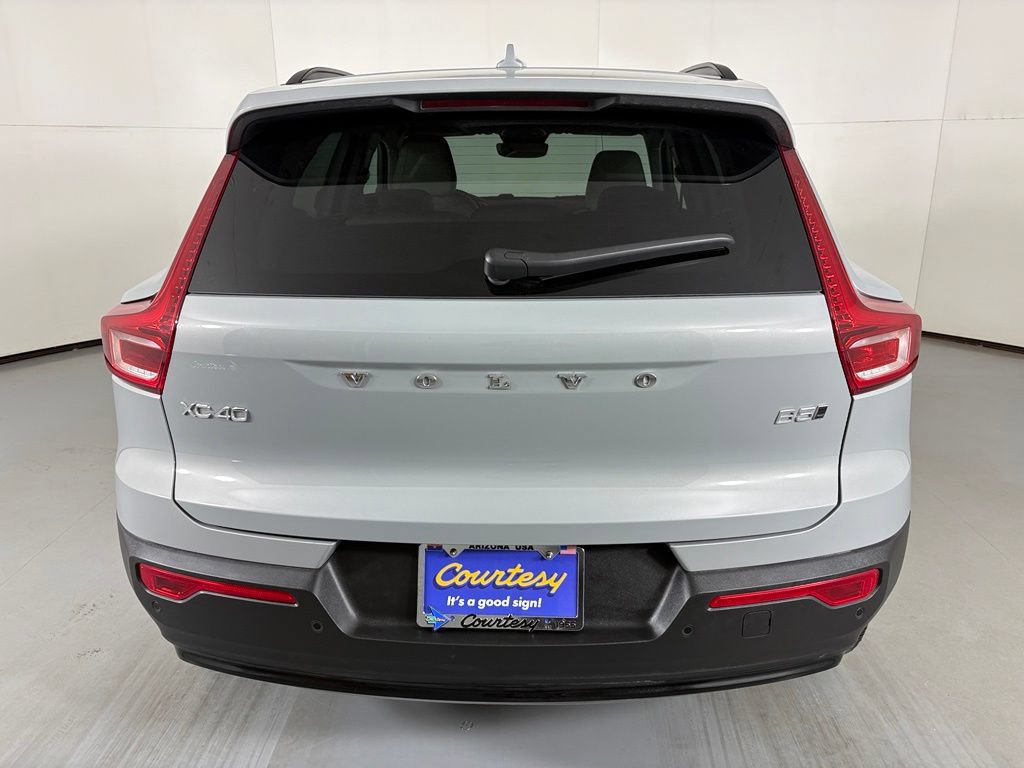 Used 2026 Volvo XC40 B5 Plus AWD/4WD image 7