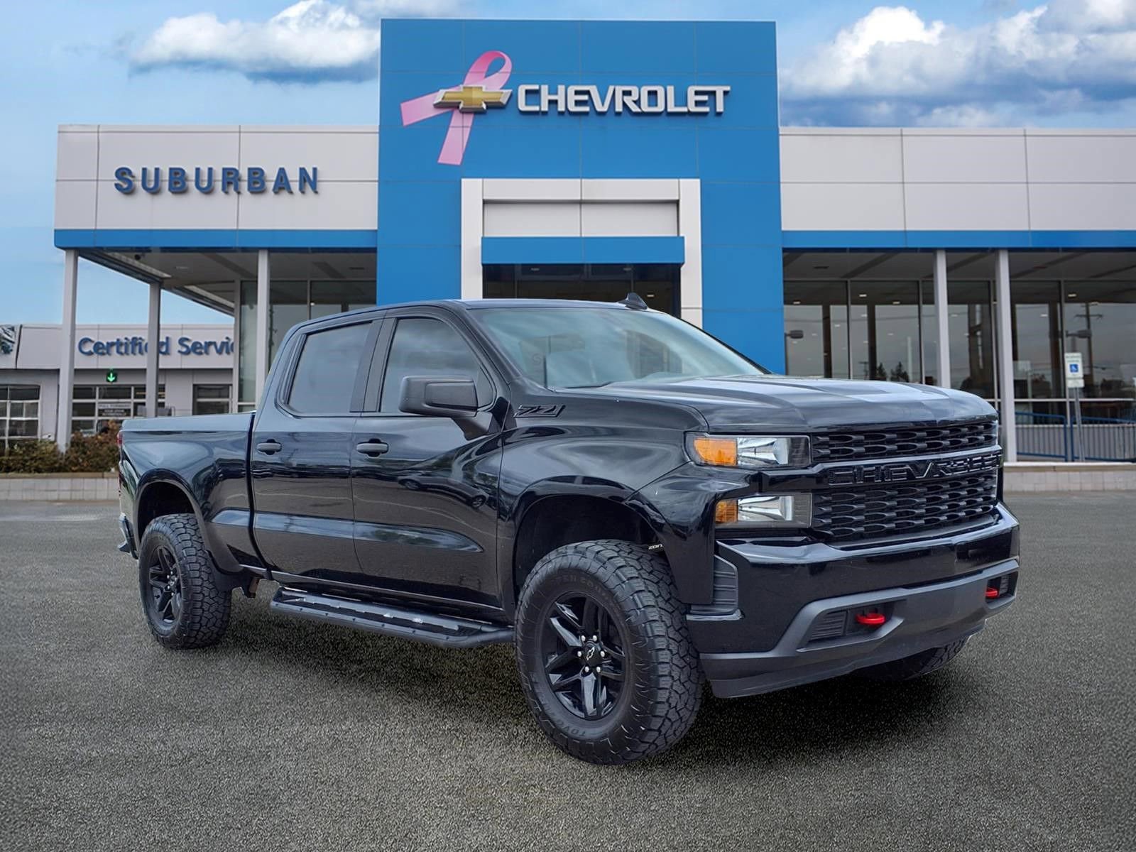Used 2021 Chevrolet Silverado 1500 Custom Trail Boss w/ LPO, Dark Essentials Package AWD/4WD image 3