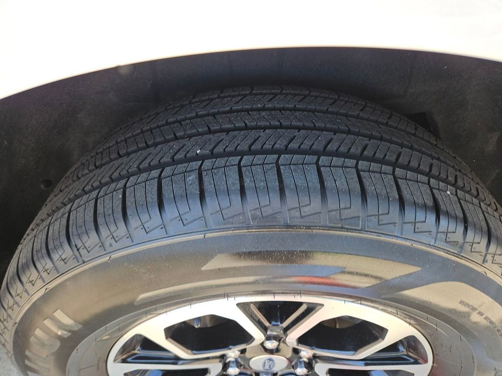 Used 2023 Ford Expedition Max XLT image 26