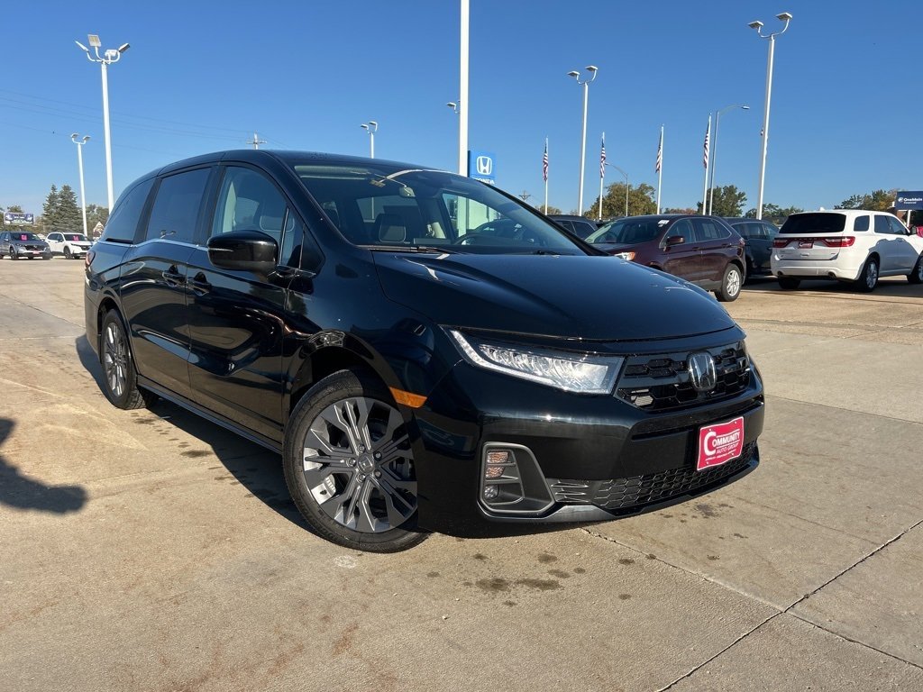 New 2026 Honda Odyssey Touring image 1