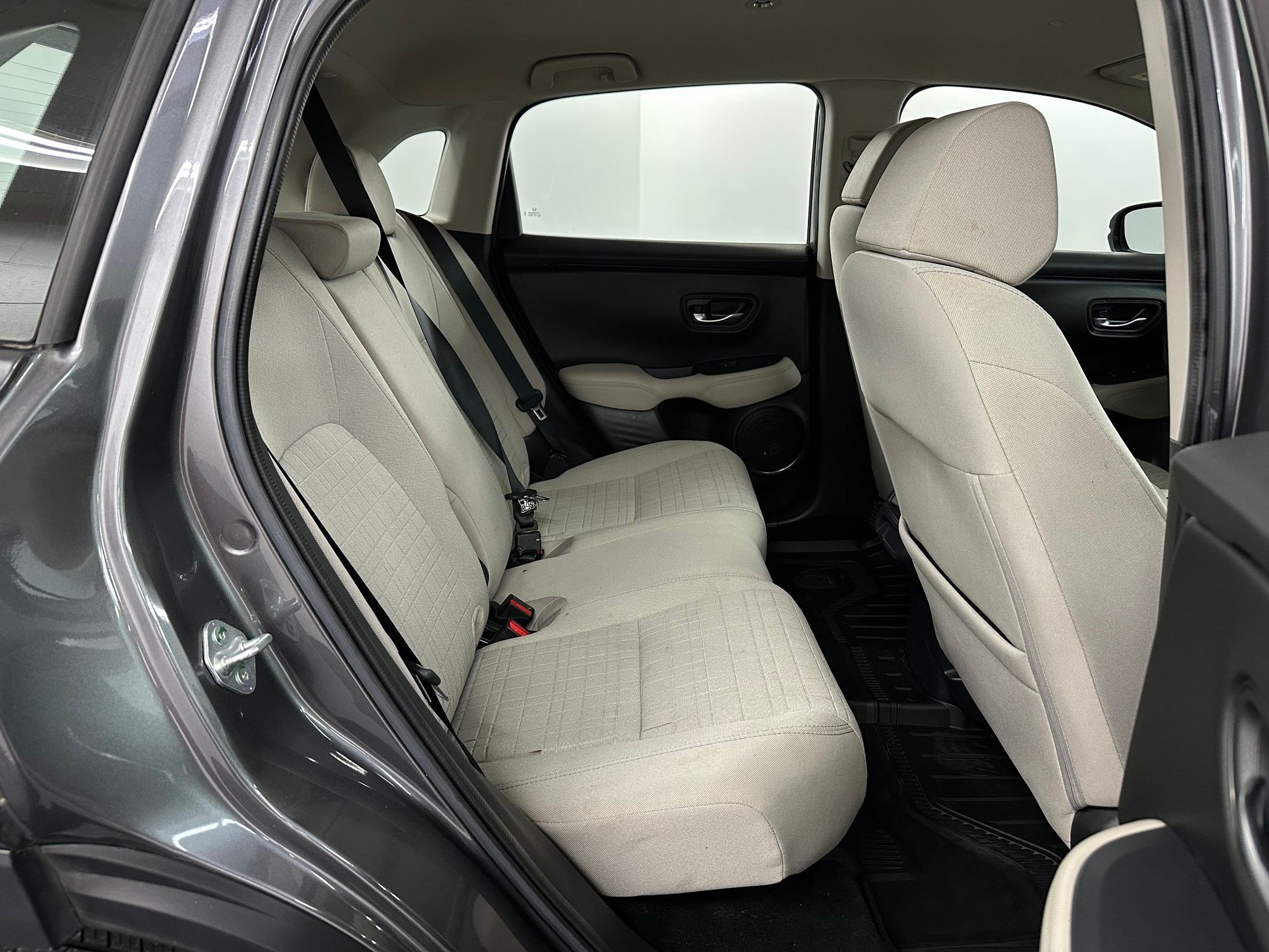 Certified 2024 Honda HR-V LX image 29