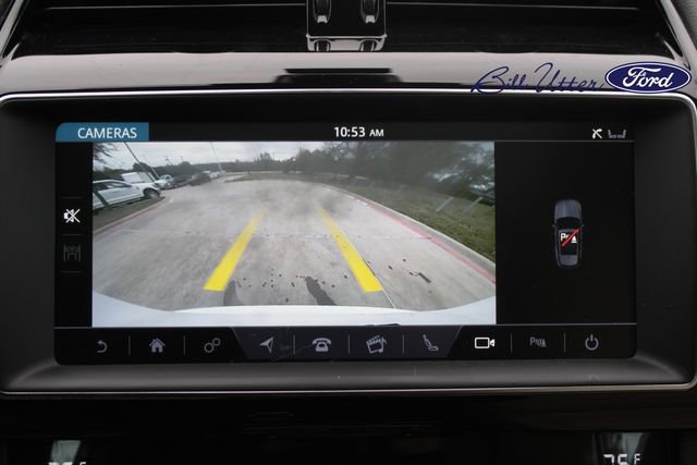 Used 2020 Jaguar F-PACE image 19