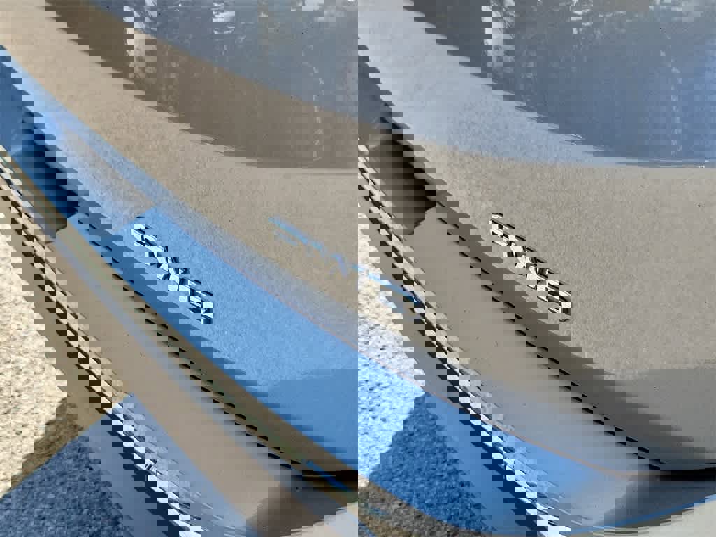 Used 2023 GMC Terrain SLT image 6