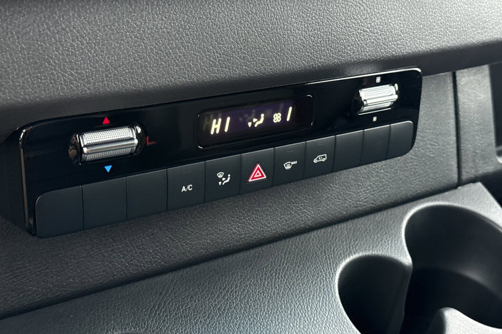 New 2025 Mercedes-Benz Sprinter 2500 image 19