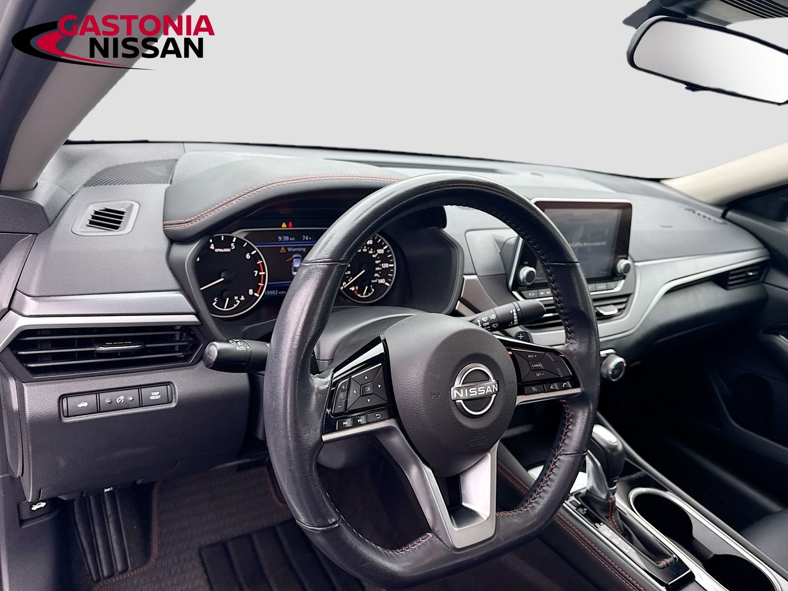 Used 2023 Nissan Altima 2.5 SR AWD/4WD image 11
