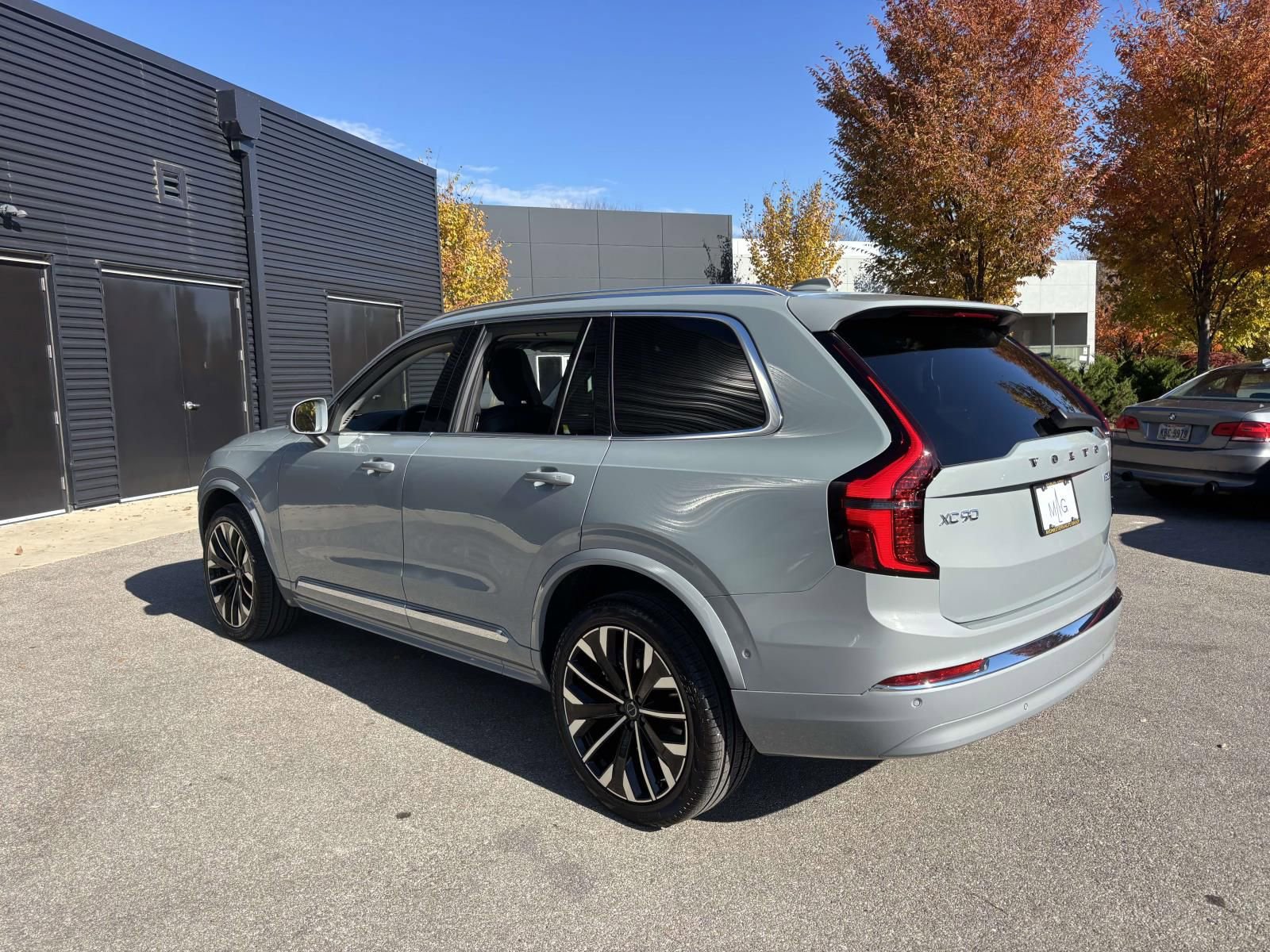 New 2026 Volvo XC90 B6 Ultra w/ Protection Package image 5