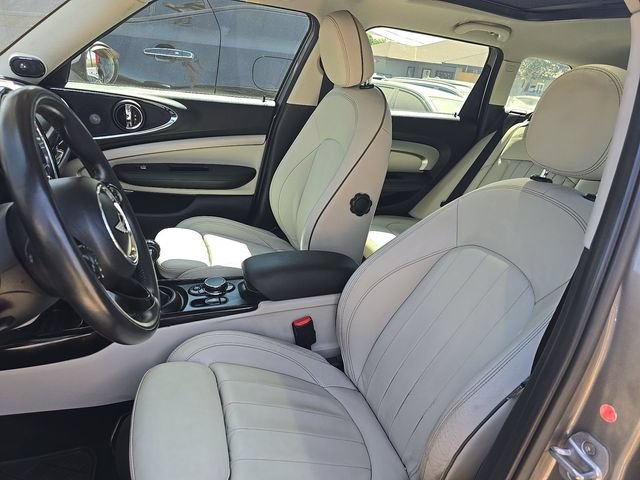 Used 2018 MINI Cooper Clubman S w/ Cold Weather Package FWD image 4