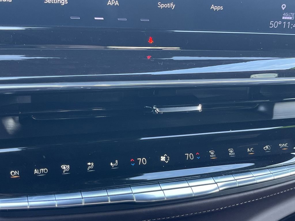 Used 2023 Cadillac Escalade Premium Luxury Platinum image 45