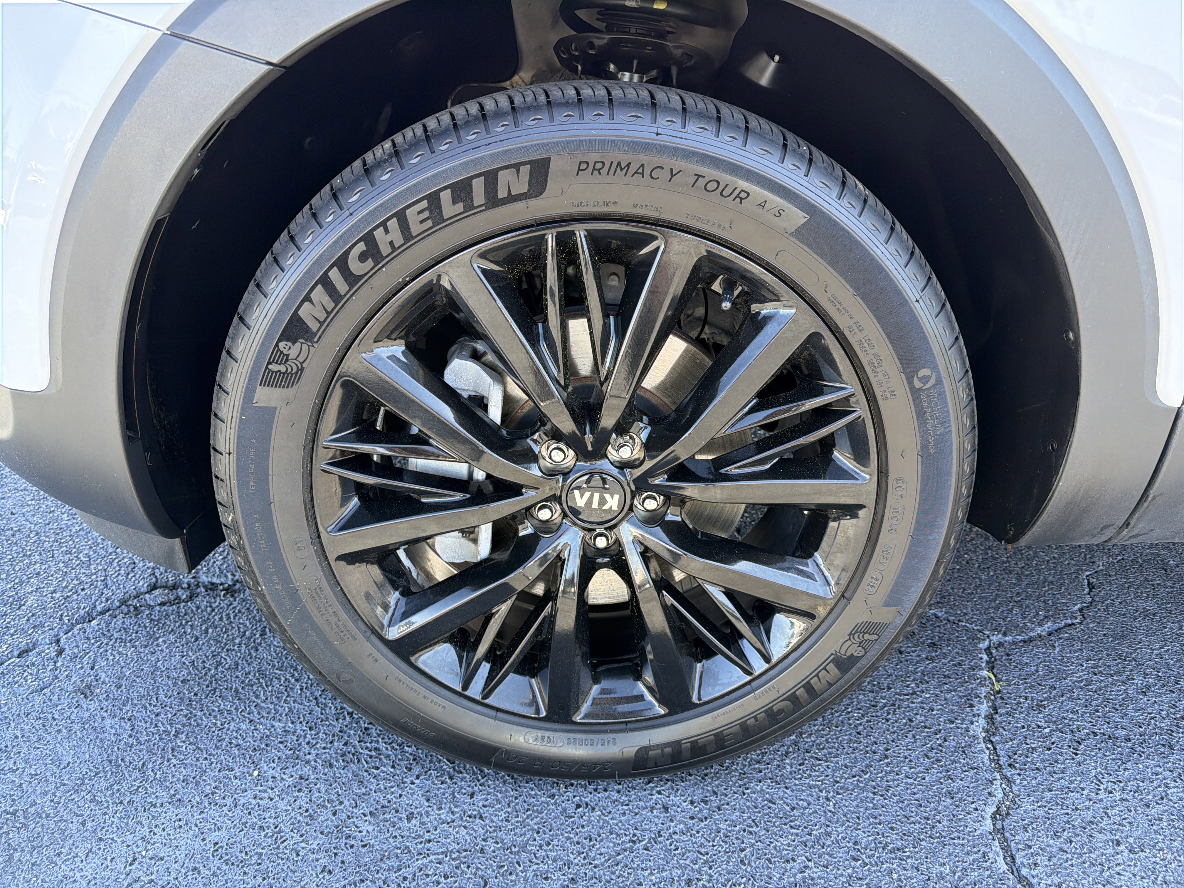 Used 2021 Kia Telluride SX w/ SX Prestige Package image 9