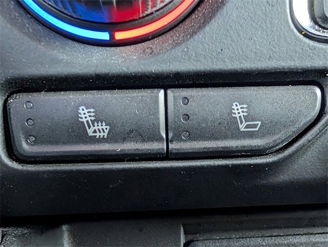 Used 2022 Chevrolet Suburban LT w/ LT Signature Plus Package image 20