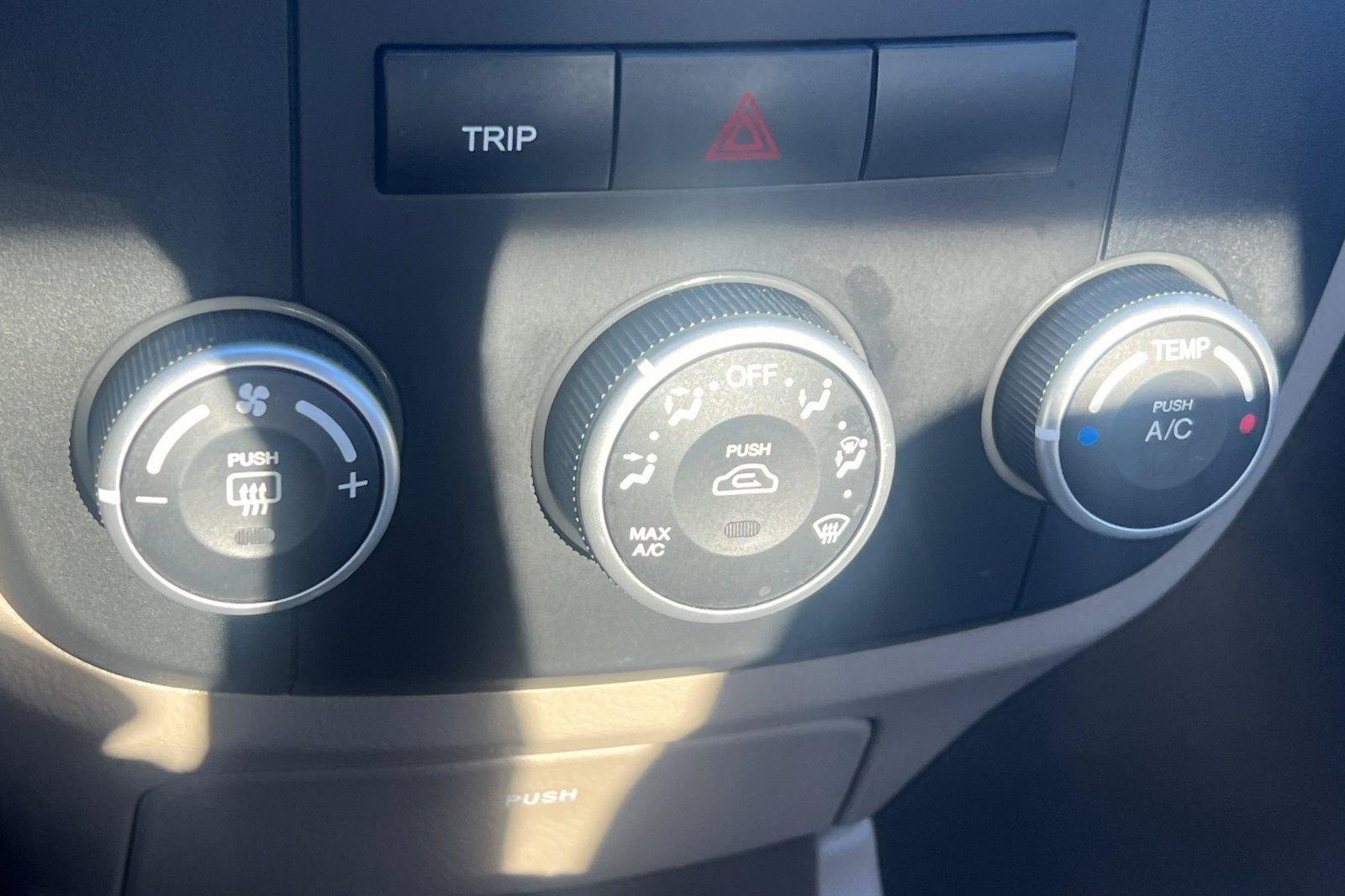 Used 2007 Kia Spectra EX image 15