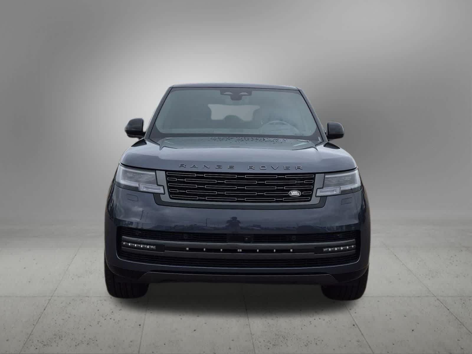 New 2026 Land Rover Range Rover Long Wheelbase SE AWD/4WD image 9