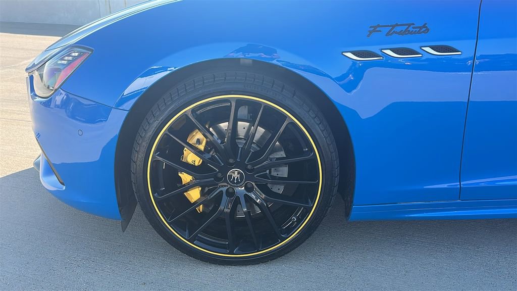 Used 2022 Maserati Ghibli F Tributo RWD image 9