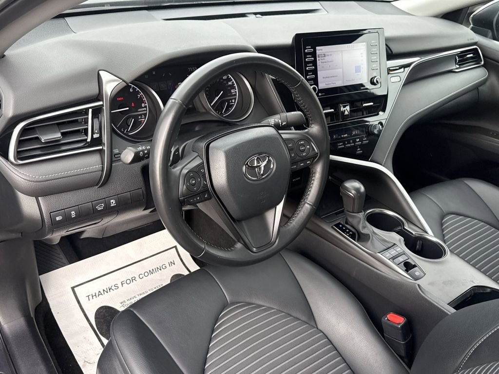 Used 2023 Toyota Camry SE image 16