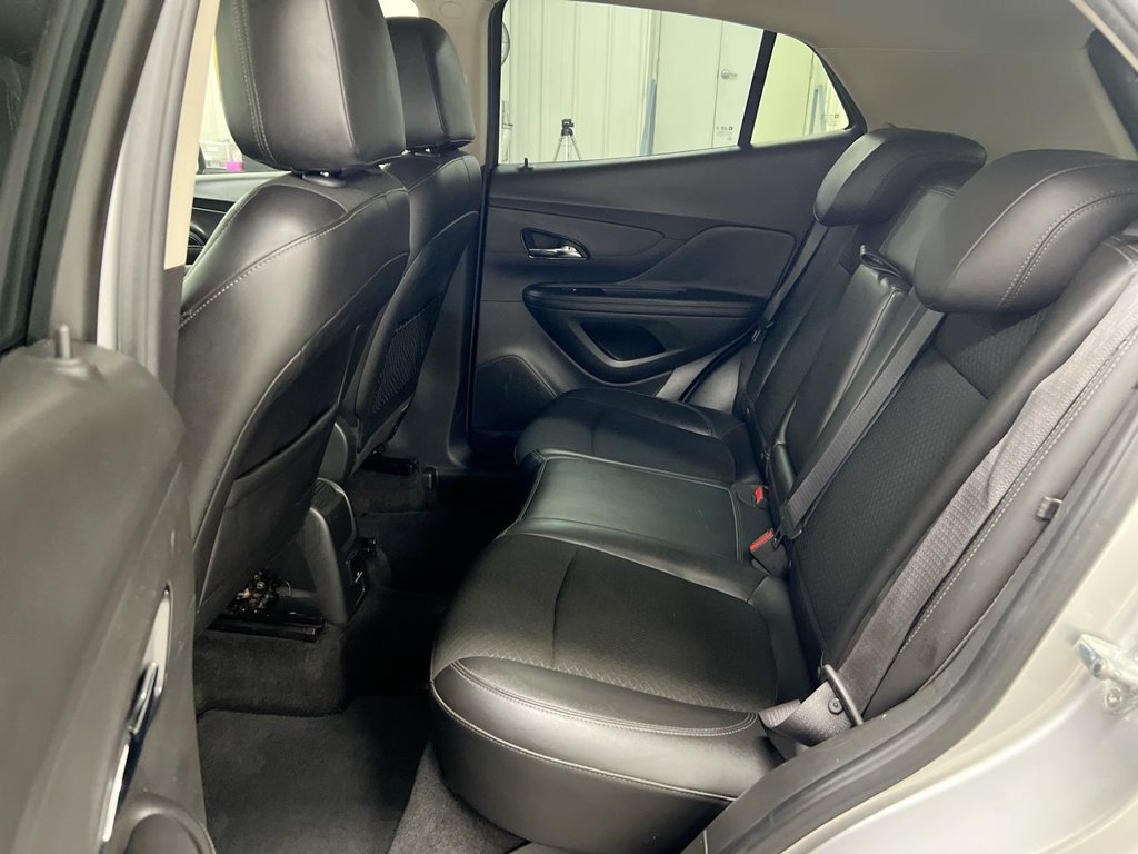 Used 2018 Buick Encore Preferred AWD/4WD image 22