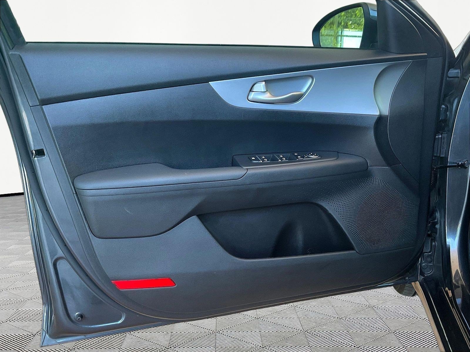 Used 2023 Kia Forte LXS FWD image 18