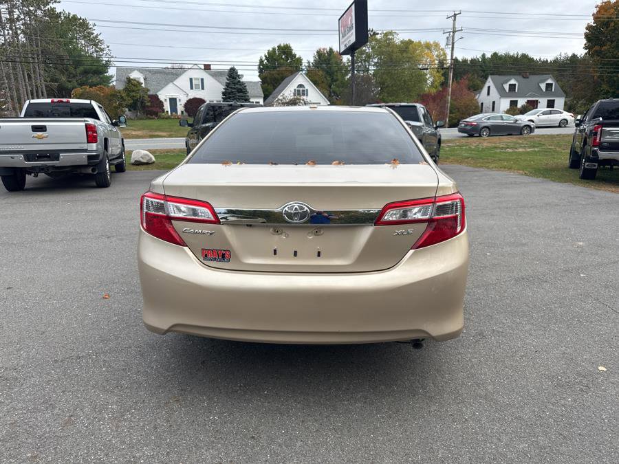 Used 2012 Toyota Camry XLE image 3
