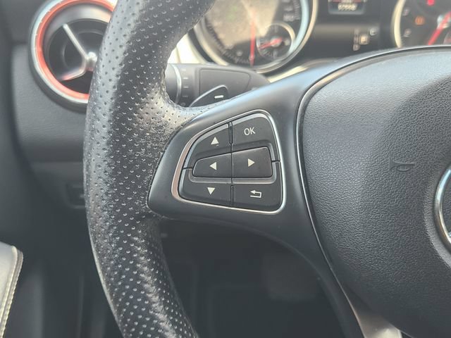 Used 2019 Mercedes-Benz CLA 250 4MATIC image 27