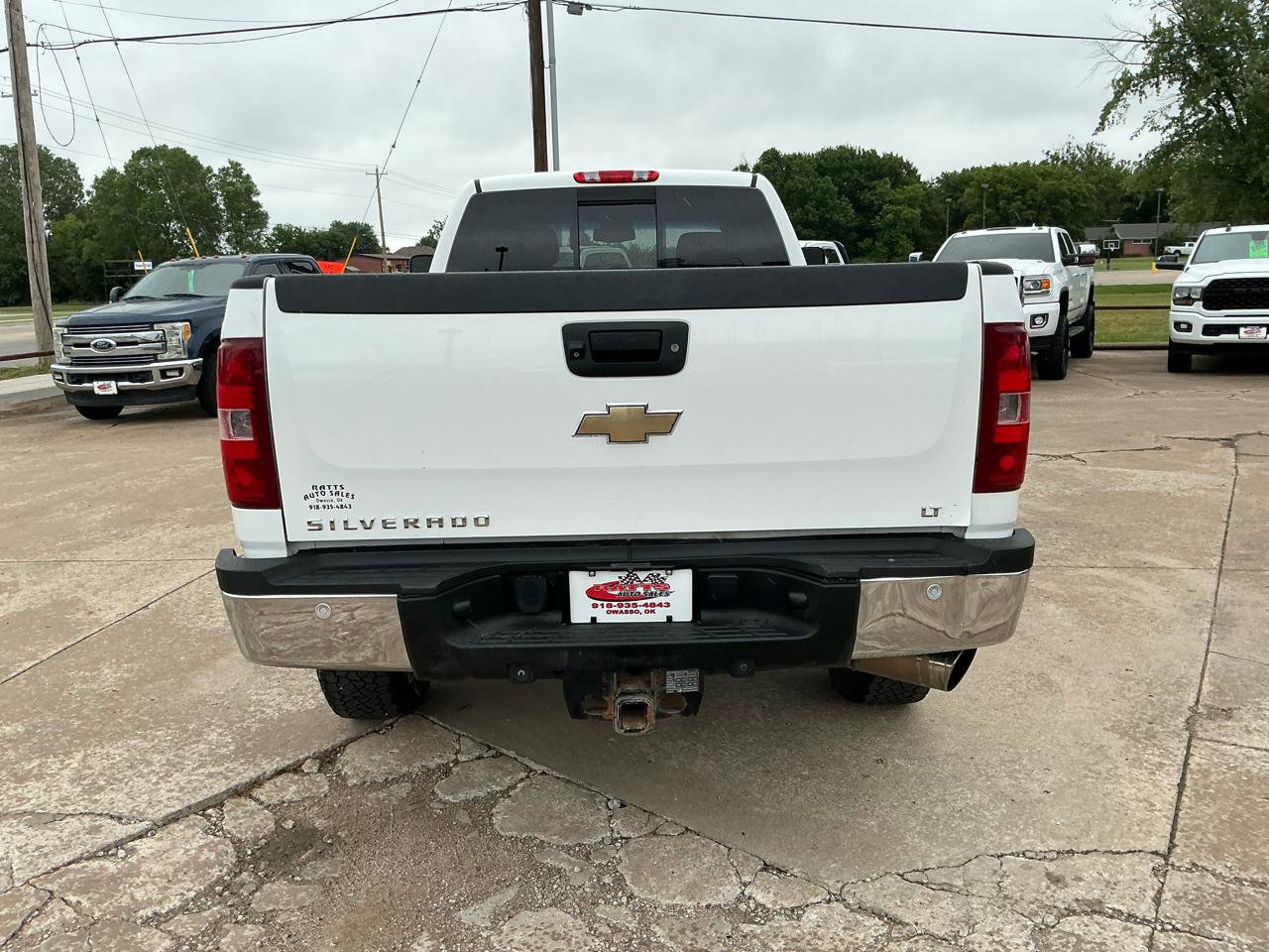 Used 2011 Chevrolet Silverado 2500 LT w/ Interior Plus Package AWD/4WD image 7