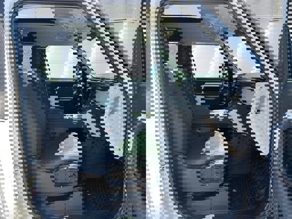 Used 2025 Land Rover Defender 90 S AWD/4WD image 13