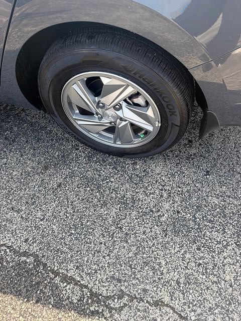 Certified 2026 Hyundai Elantra SE FWD image 20
