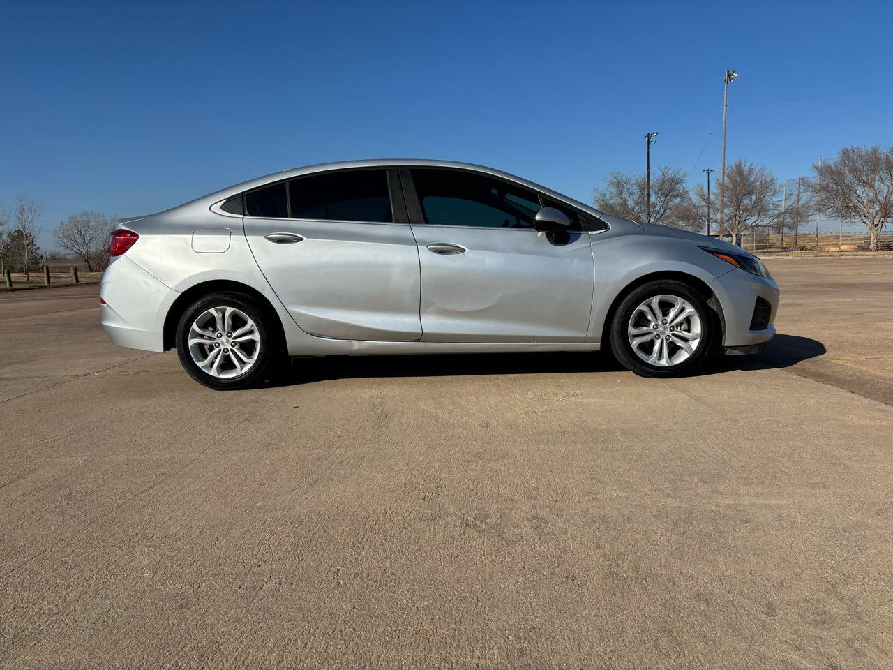 Used 2019 Chevrolet Cruze LT FWD image 22