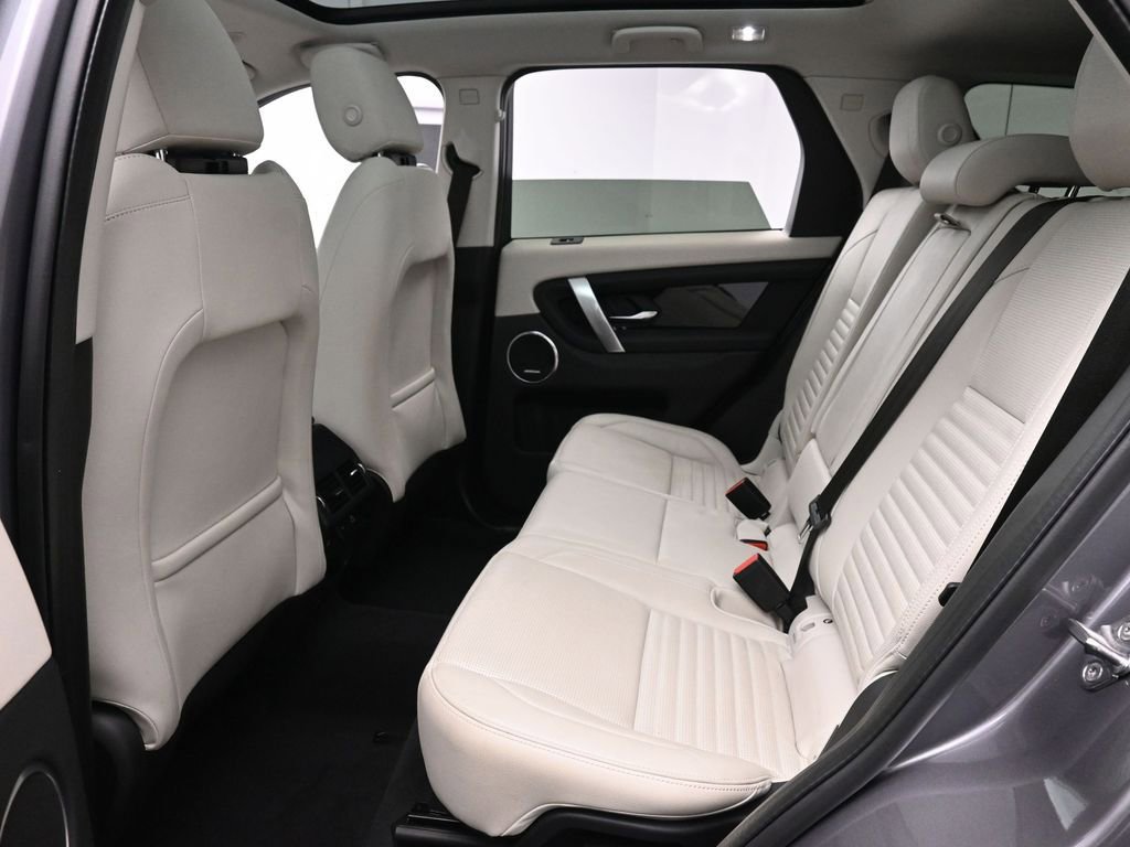 Used 2022 Land Rover Discovery Sport S image 14