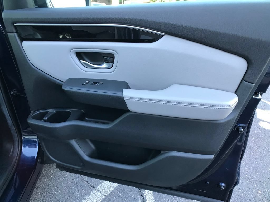 Certified 2024 Honda Pilot Touring image 32