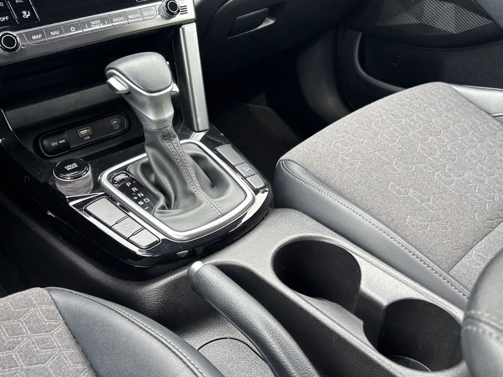 Used 2025 Kia Seltos S image 42