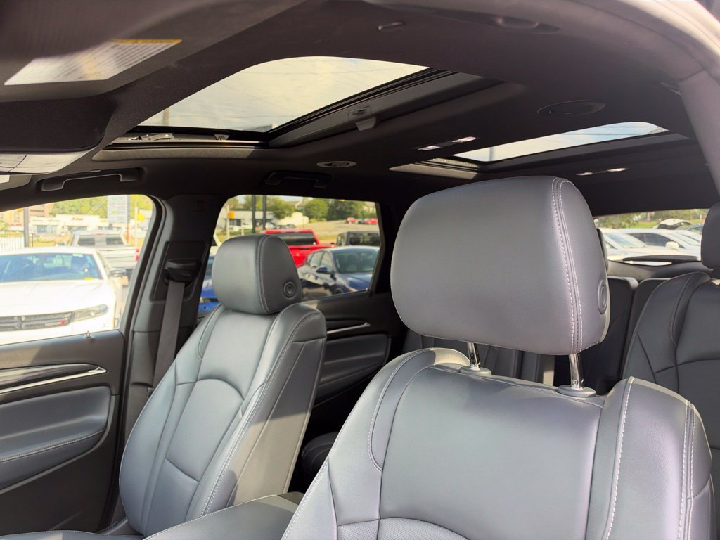 Used 2023 Buick Enclave Premium w/ Experience Buick Package FWD image 14
